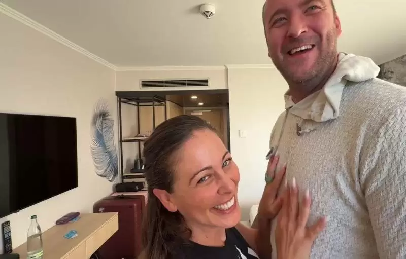 New  Cherie DeVille MILF Fucks British Tourists (2026) Hardcore  Milf  Bigtits  Threesome  Onlyfans  ILUVY  lulustream.com  doodstream.co